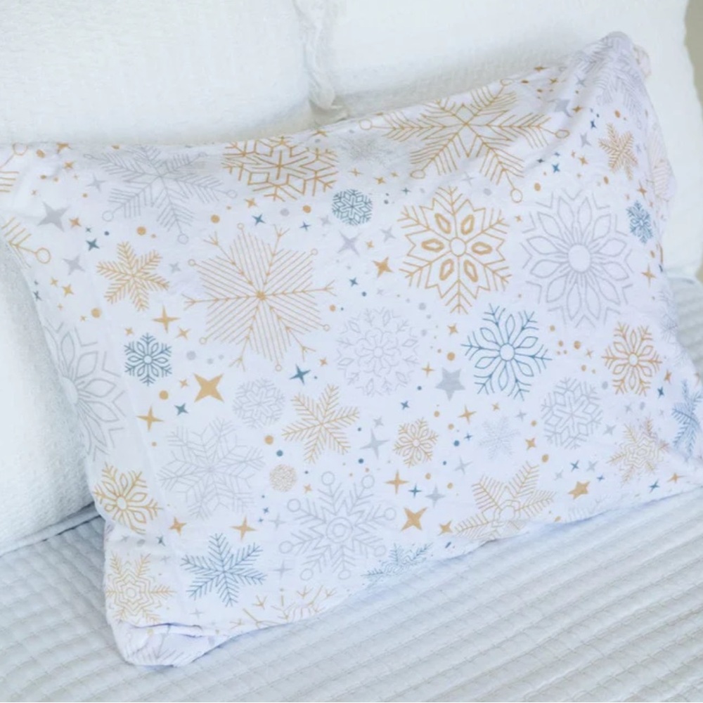 Festive Snowflake Minky Luxury Pillow Cover Set in Gold and Silver New